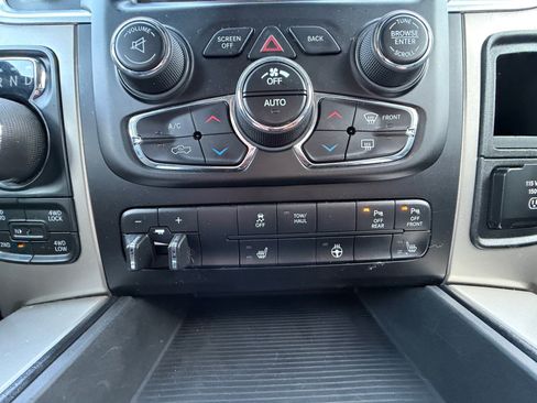Used 2015 RAM 1500 Big Horn AWD/4WD image 27