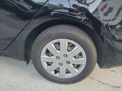 Used 2023 Kia Rio LX FWD image 5