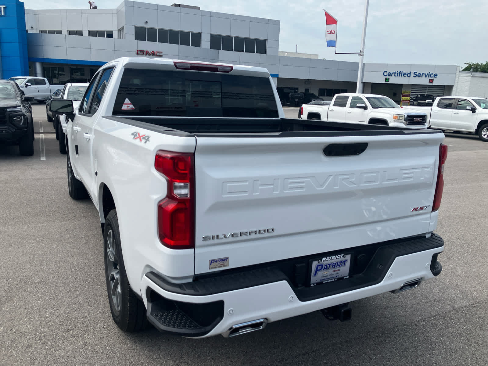 New 2026 Chevrolet Silverado 1500 RST w/ RST All Star Premium Package AWD/4WD image 5