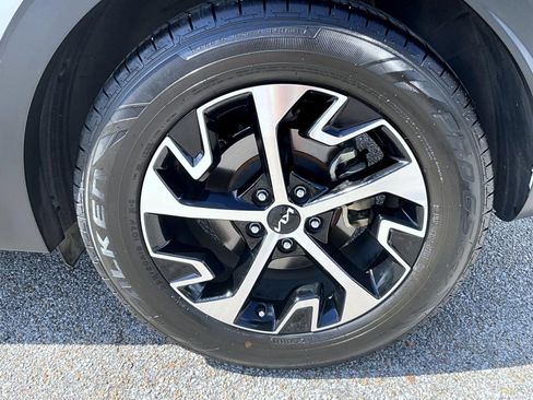 Used 2023 Kia Sportage EX FWD image 24