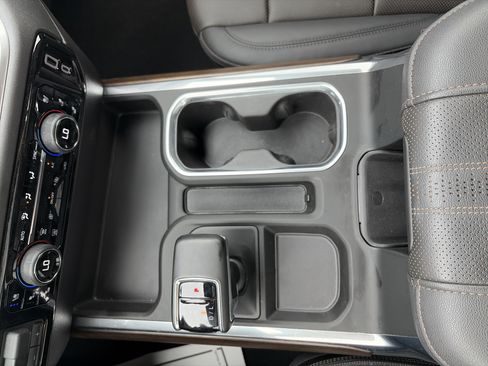 Used 2026 Chevrolet Silverado 1500 High Country w/ High Country Premium Package AWD/4WD image 30