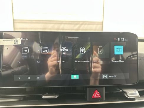 New 2026 Kia Carnival FWD image 13