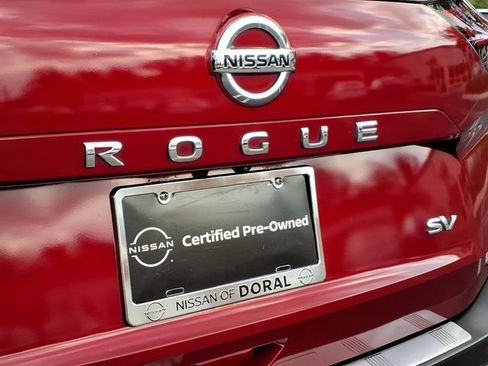 Used 2021 Nissan Rogue SV FWD image 33