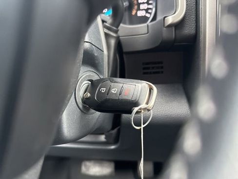 Used 2022 Ford F350 Lariat w/ Camper Package image 29