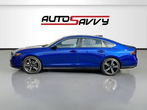 Used 2025 Honda Accord Sport image 4