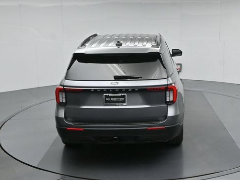 Certified 2025 Ford Explorer Active RWD image 41