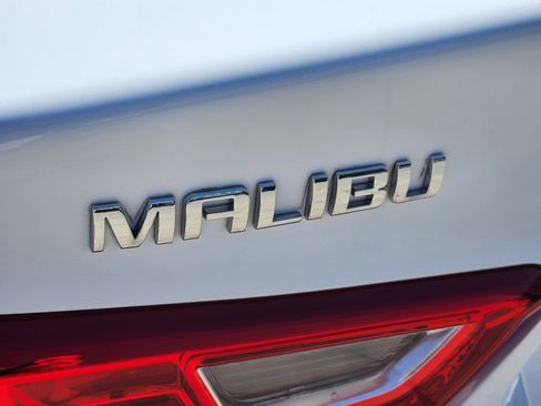 Used 2023 Chevrolet Malibu LT FWD image 13