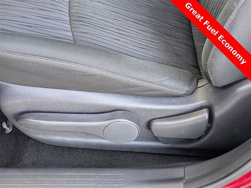 Used 2019 Nissan Sentra SV image 12