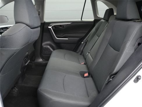 Used 2023 Toyota RAV4 LE image 8