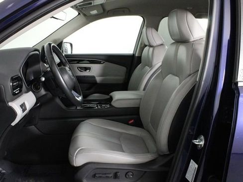 Used 2024 Honda Pilot EX-L image 10