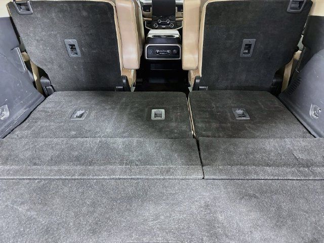 Used 2022 Ford Expedition Limited RWD image 32