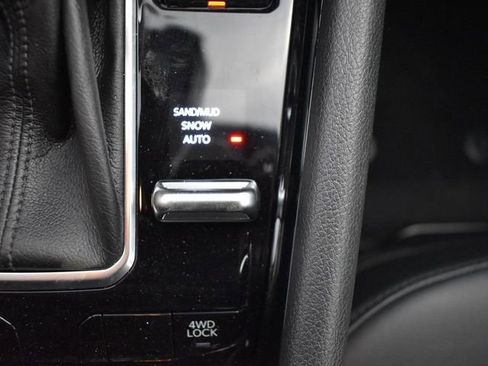 New 2026 Jeep Compass Latitude w/ Sun and Sound Group image 27