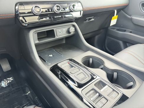 New 2025 Honda Pilot TrailSport image 16
