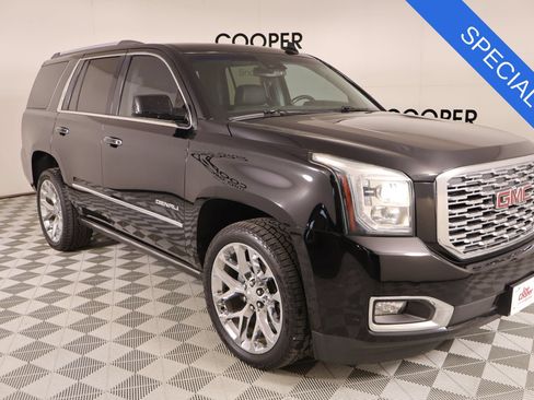 Used 2018 GMC Yukon Denali w/ Denali Ultimate Package AWD/4WD image 1