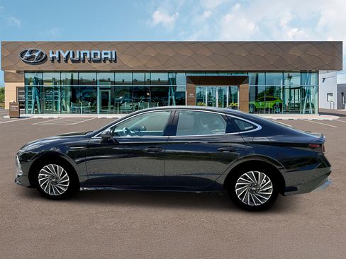 New 2026 Hyundai Sonata SEL FWD image 3