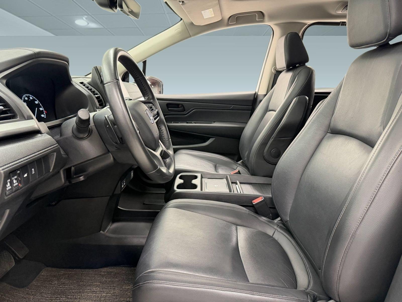 Used 2025 Honda Odyssey EX-L image 4