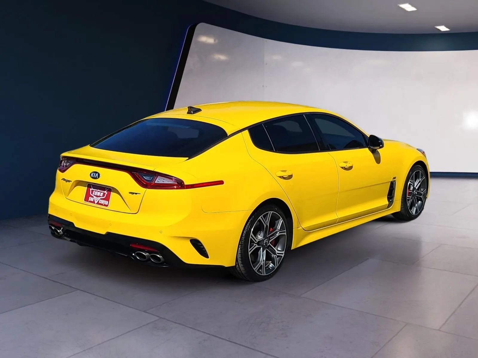 Used 2018 Kia Stinger GT w/ Limited Edition RWD image 5