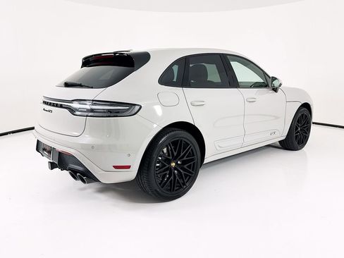 Certified 2026 Porsche Macan GTS AWD/4WD image 9