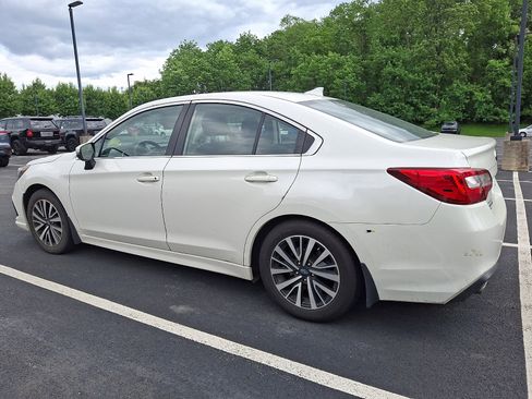 Used 2018 Subaru Legacy 2.5i Premium w/ Eyesight & BSD & Rcta & HBA AWD/4WD image 3