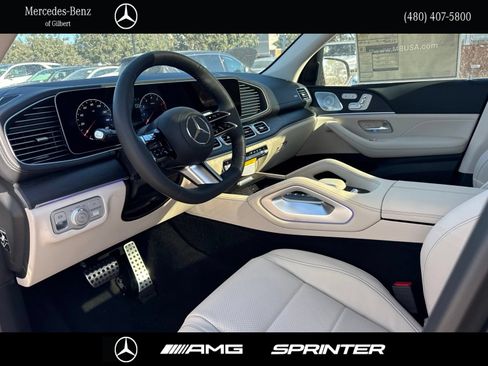 New 2026 Mercedes-Benz GLS 450 4MATIC image 10