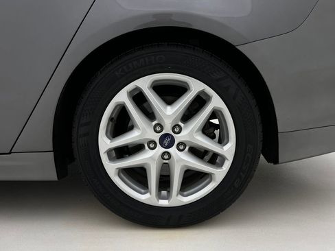 Used 2013 Ford Fusion SE image 27