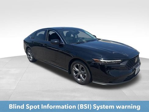 Used 2024 Honda Accord EX image 11