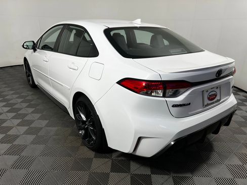 Certified 2025 Toyota Corolla SE image 7