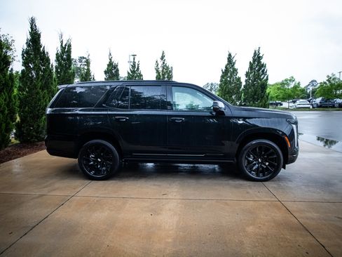 Used 2026 Cadillac Escalade Sport w/ LPO, ONYX Package AWD/4WD image 11