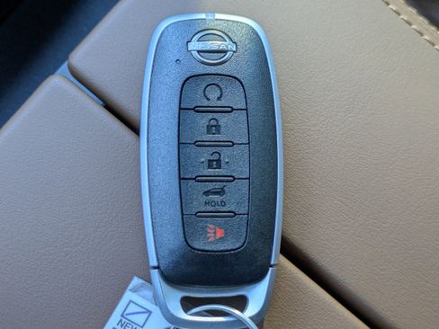 New 2026 Nissan Rogue Platinum image 36