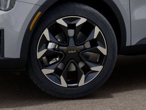 New 2026 Kia Sorento EX FWD image 9