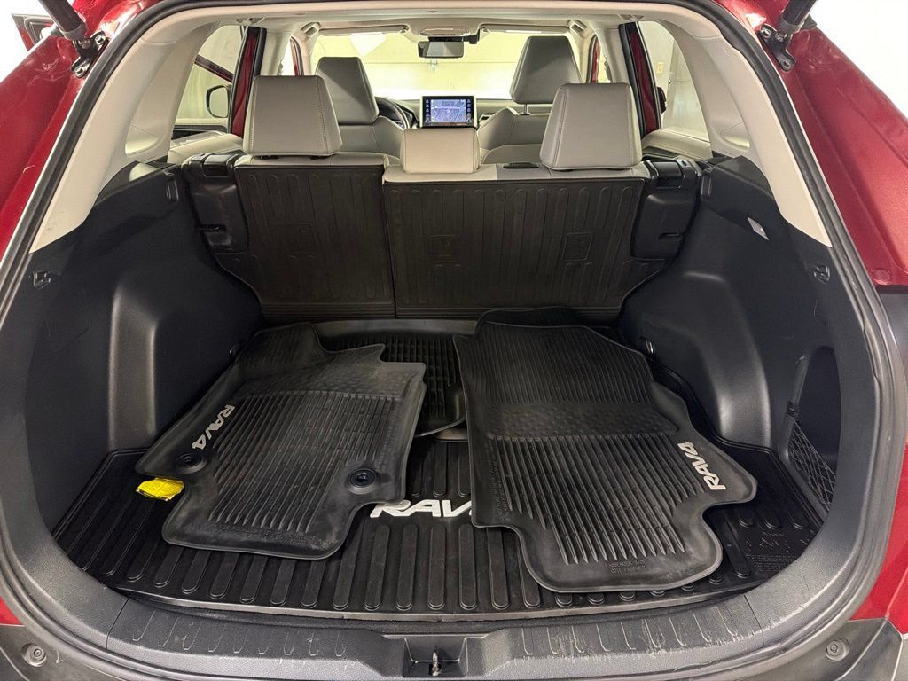 Used 2019 Toyota RAV4 Limited w/ Cold Weather Package AWD/4WD image 38
