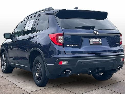 Used 2021 Honda Passport Touring image 2
