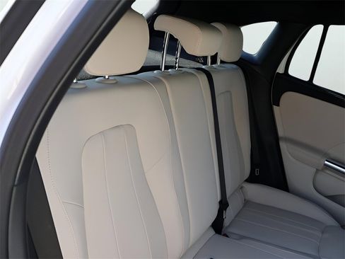 New 2026 Mercedes-Benz GLA 250 4MATIC image 14