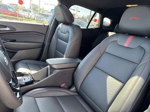 New 2026 Chevrolet Trax RS w/ Sunroof Package image 10