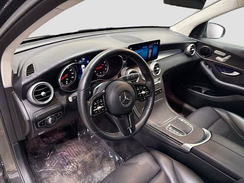 Used 2021 Mercedes-Benz GLC 300 image 21