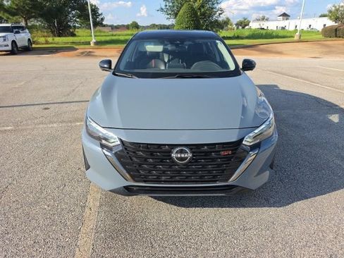 Used 2024 Nissan Sentra SR w/ SR Premium Package FWD image 3
