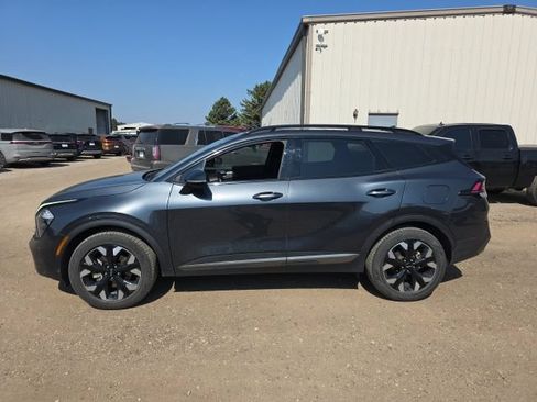 Used 2023 Kia Sportage X-Line w/ X-Line Premium Package AWD/4WD image 3