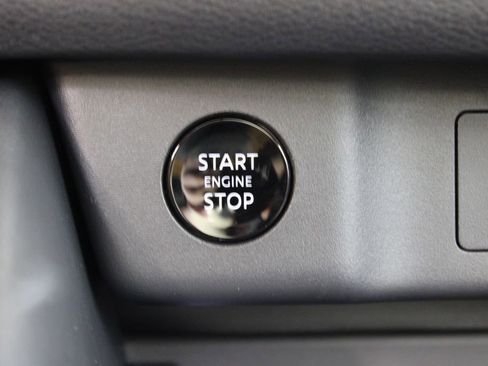 New 2026 Nissan Rogue Platinum w/ Platinum Premium Package image 11