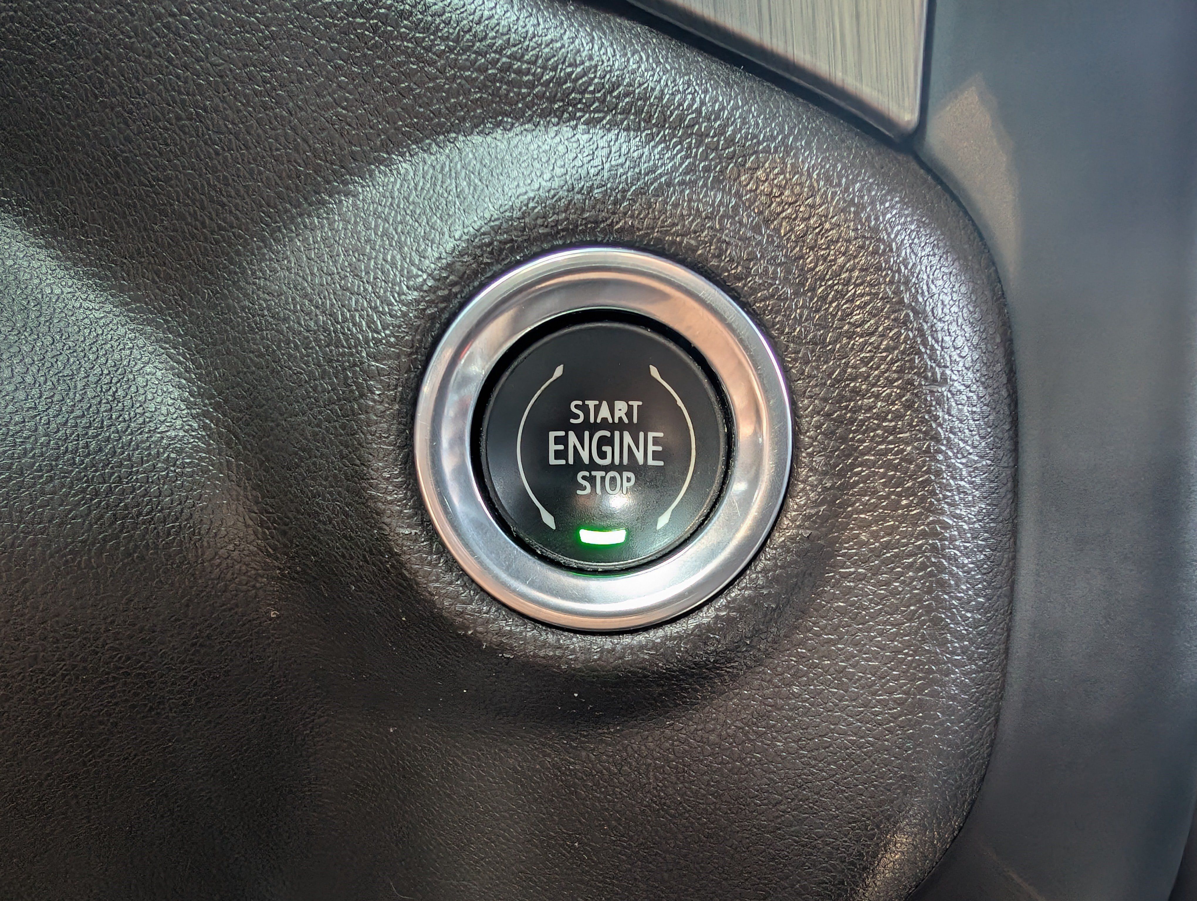 Used 2020 GMC Sierra 1500 Denali w/ Denali Ultimate Package AWD/4WD image 34