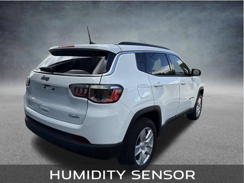 Used 2022 Jeep Compass Latitude w/ Convenience Group AWD/4WD image 6