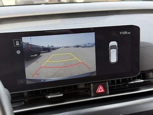 Used 2026 Kia Carnival FWD image 26