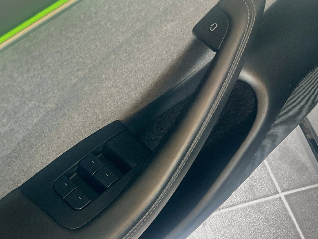 Used 2024 Tesla Model 3 RWD image 18
