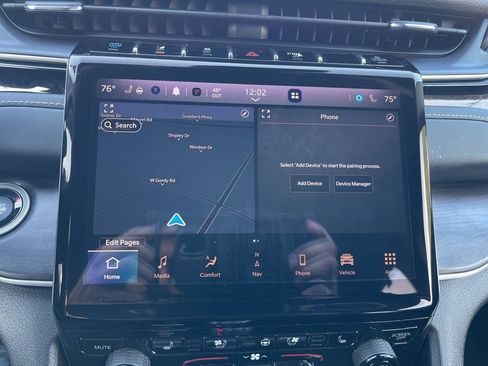 Used 2023 Jeep Grand Cherokee 30th Anniversary image 14