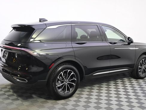 New 2026 Lincoln Nautilus Premier w/ Equipment Group 102A AWD/4WD image 7