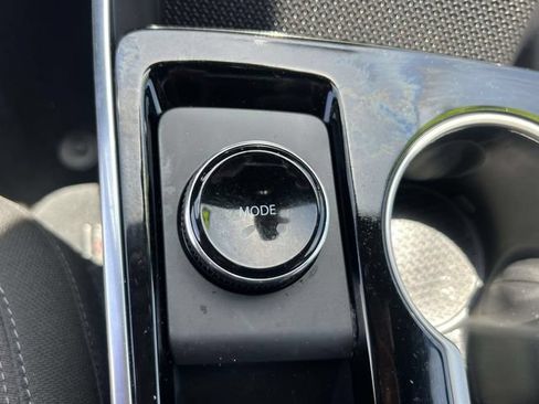 Used 2026 Chevrolet Equinox LT AWD/4WD image 31