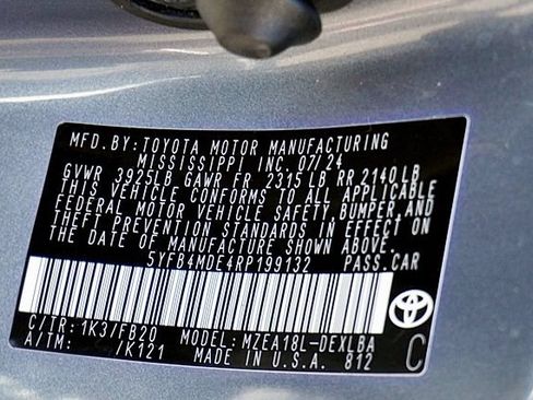 Used 2024 Toyota Corolla LE FWD image 32
