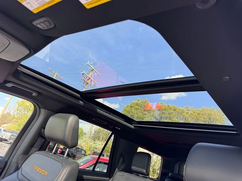 Used 2025 Ford Expedition Tremor image 13