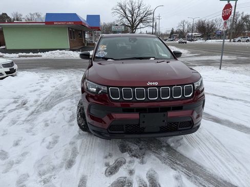 Used 2022 Jeep Compass Sport image 26
