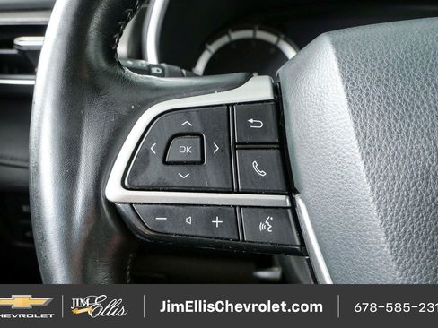 Used 2022 Toyota Highlander Limited FWD image 10