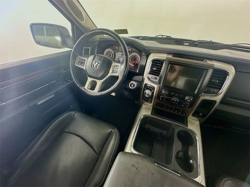 Used 2017 RAM 1500 Laramie w/ Convenience Group image 9